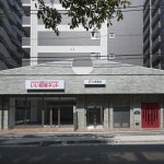 東側外観(夜景)